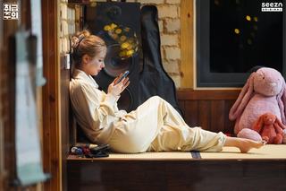 Cho Miyeon feet photo 5