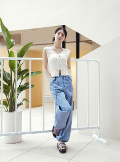 Cho Miyeon feet photo 16