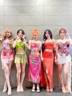 Cho Miyeon feet photo 1