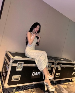 Cho Miyeon feet photo 6