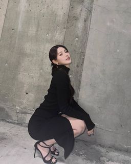Cho Miyeon feet photo 8