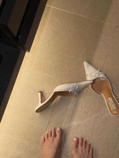 Cho Miyeon feet photo 11
