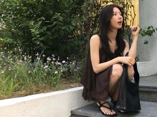 Cho Miyeon feet photo 4