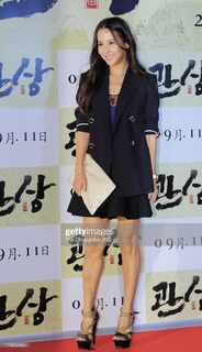 Cho Yeo-jeong feet photo thumbnail