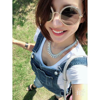 Cho Yeo-jeong feet photo thumbnail