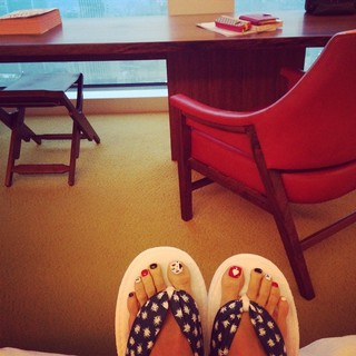 Cho Yeo-jeong feet photo thumbnail