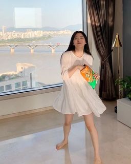 Cho Yi-hyun feet photo 5