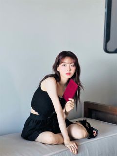 Cho Yi-hyun feet photo 19