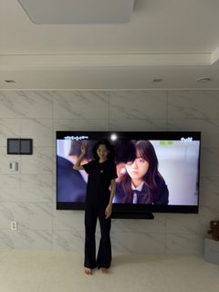 Cho Yi-hyun feet photo 11