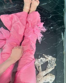 Choi Ji-su feet photo 9