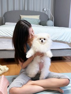 Choi Ji-su feet photo 1