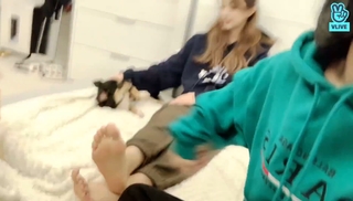 Chou Tzu-Yu feet photo thumbnail