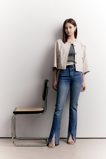 Chou Tzu-Yu feet photo thumbnail