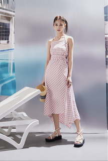 Chou Tzu-Yu feet photo thumbnail