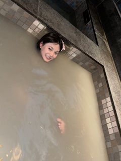 Chou Tzu-Yu feet photo thumbnail