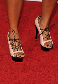 Chrisette Michele feet photo 7