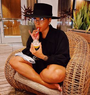 Chrisette Michele feet photo 16