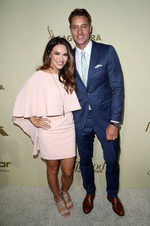 Chrishell Stause feet photo thumbnail