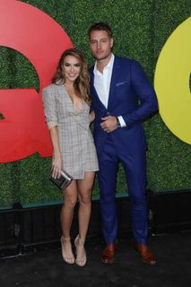 Chrishell Stause feet photo thumbnail