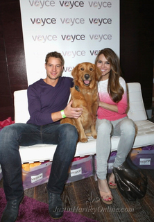 Chrishell Stause feet photo thumbnail