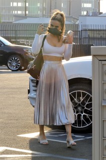 Chrishell Stause feet photo thumbnail