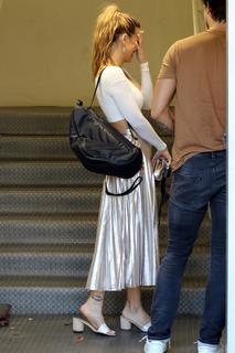 Chrishell Stause feet photo thumbnail