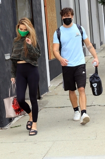 Chrishell Stause feet photo thumbnail