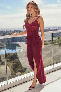 Chrishell Stause feet photo thumbnail