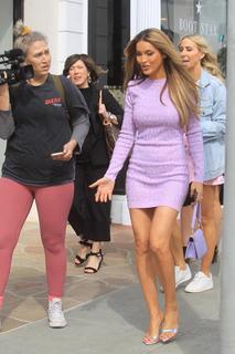 Chrishell Stause feet photo thumbnail