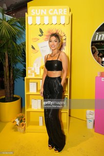 Chrishell Stause feet photo thumbnail