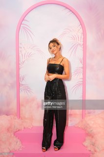 Chrishell Stause feet photo thumbnail