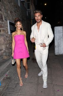 Chrishell Stause feet photo thumbnail