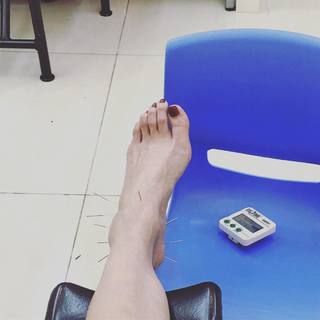 Chrissie Chow feet photo 7