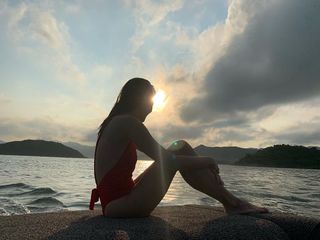 Chrissie Chow feet photo 20