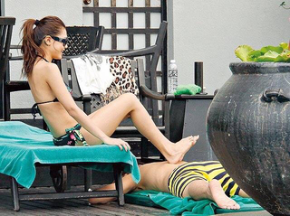 Chrissie Chow feet photo 9