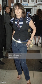 Chrissie Hynde feet photo 13