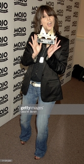 Chrissie Hynde feet photo 16
