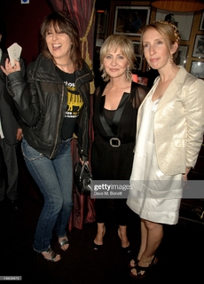 Chrissie Hynde feet photo 5