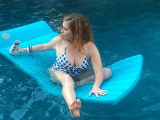 Chrissie Mayr feet photo 9