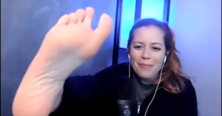 Chrissie Mayr feet photo 5
