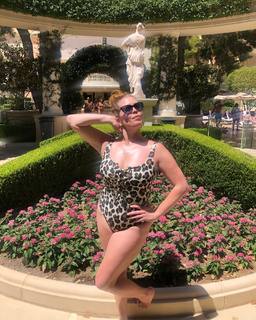 Chrissie Mayr feet photo 12