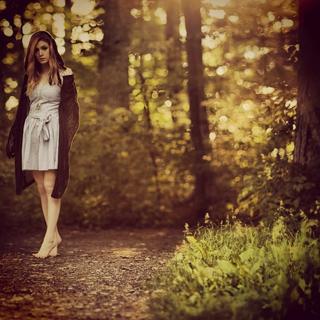 Chrissy Costanza feet photo thumbnail