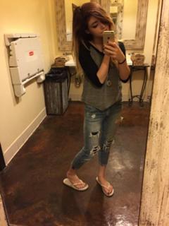 Chrissy Costanza feet photo thumbnail