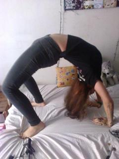 Chrissy Costanza feet photo thumbnail