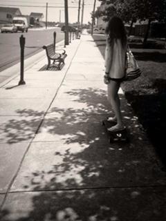 Chrissy Costanza feet photo thumbnail