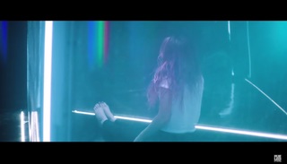 Chrissy Costanza feet photo thumbnail