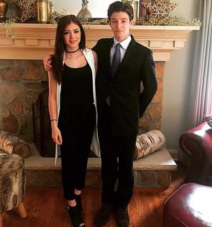 Chrissy Costanza feet photo thumbnail