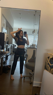 Chrissy Costanza feet photo thumbnail