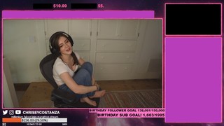 Chrissy Costanza feet photo thumbnail