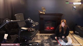 Chrissy Costanza feet photo thumbnail